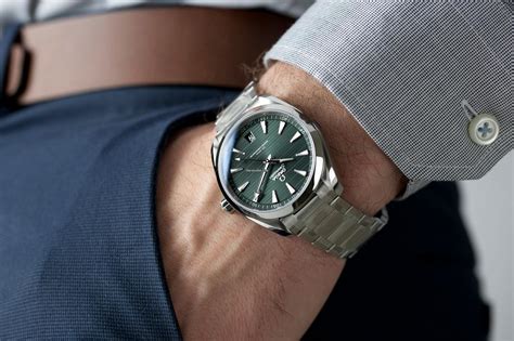 omega seamaster 300m 41mm or 41 5|omega aqua terra 220.10.41.21.10.001.